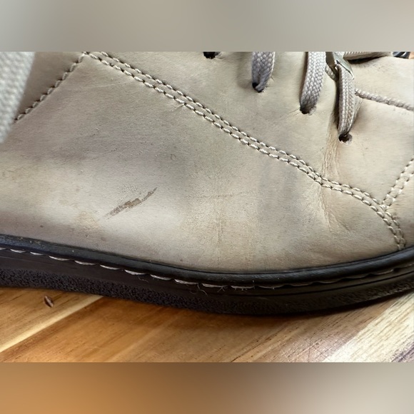 Salvatore Ferragamo Sport Italy Women’s Sneaker Size 7 1/2 - Picture 10 of 16